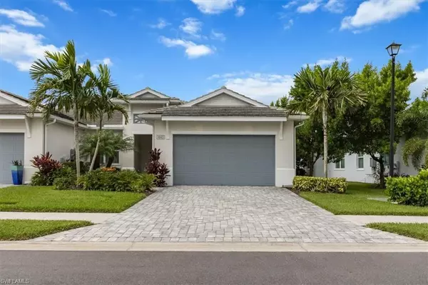 Naples, FL 34114,8943 Saint Lucia DR