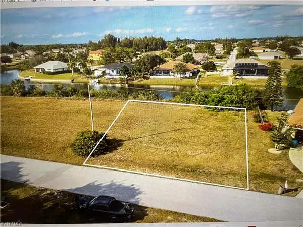 1917 NW 9th TER, Cape Coral, FL 33993