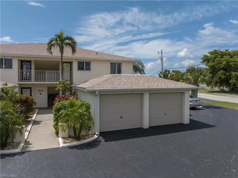 1700 Bikini CT #204, Cape Coral, FL 33904