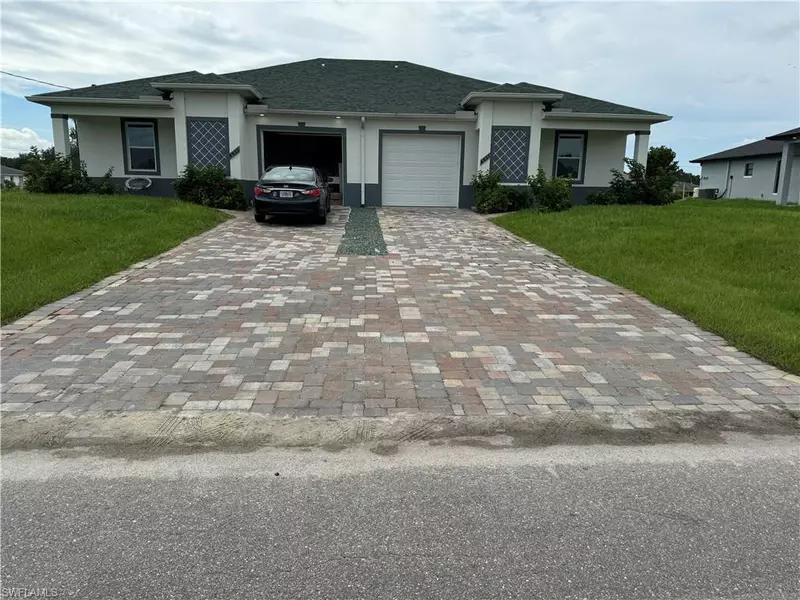 4437 26th ST SW, Lehigh Acres, FL 33973