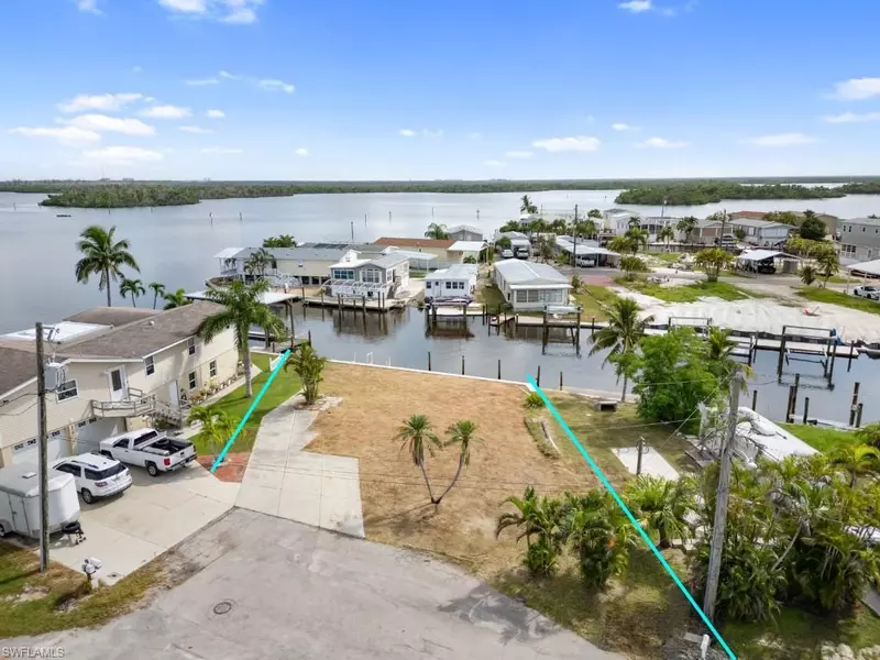 870 Oak ST, Fort Myers Beach, FL 33931