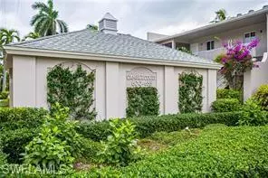 638 7th AVE S #B638, Naples, FL 34102