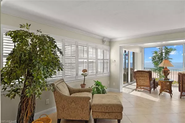 Sanibel, FL 33957,3225 W Gulf DR #B201