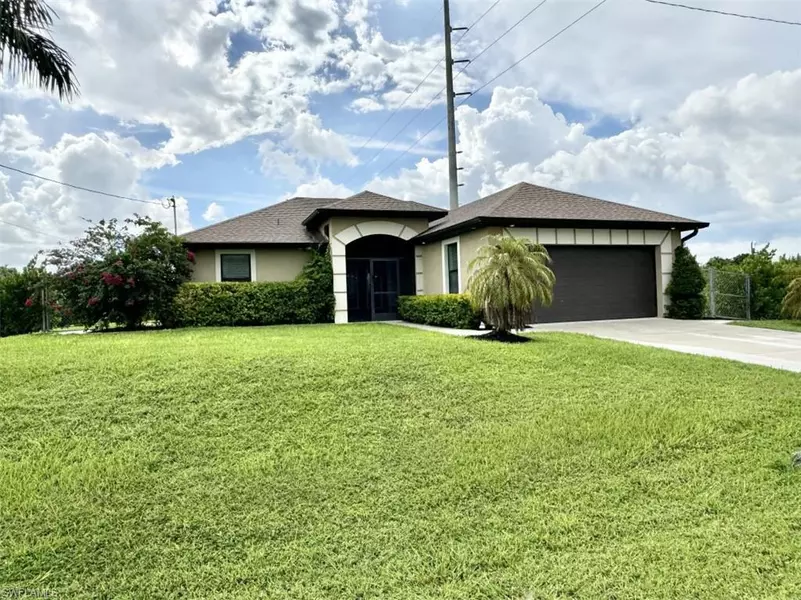 50 Joan AVE S, Lehigh Acres, FL 33976