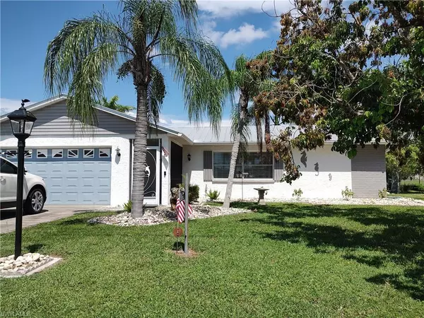 9295 San Carlos BLVD, Fort Myers, FL 33967