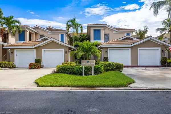 Naples, FL 34110,800 Carrick Bend CIR #102