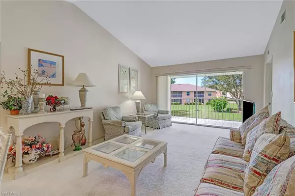 Naples, FL 34116,1406 Churchill CIR #P203