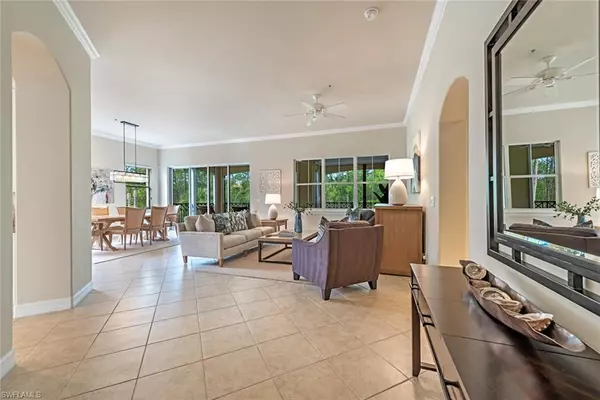 Naples, FL 34109,2859 Tiburon BLVD E #103