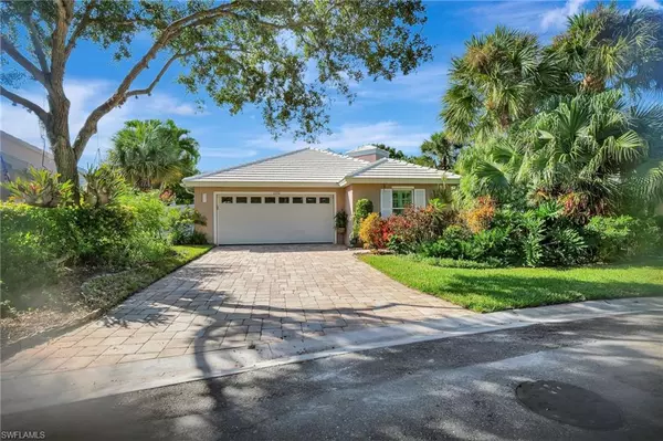 Naples, FL 34110,1351 Old Oak LN