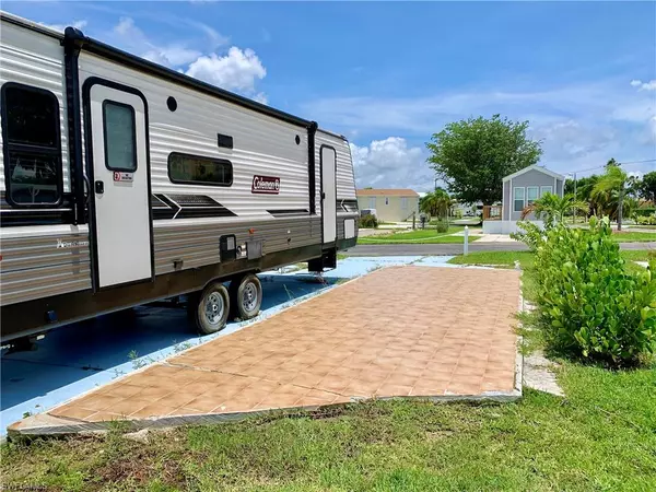 Fort Myers, FL 33908,19681 Summerlin #23 RD