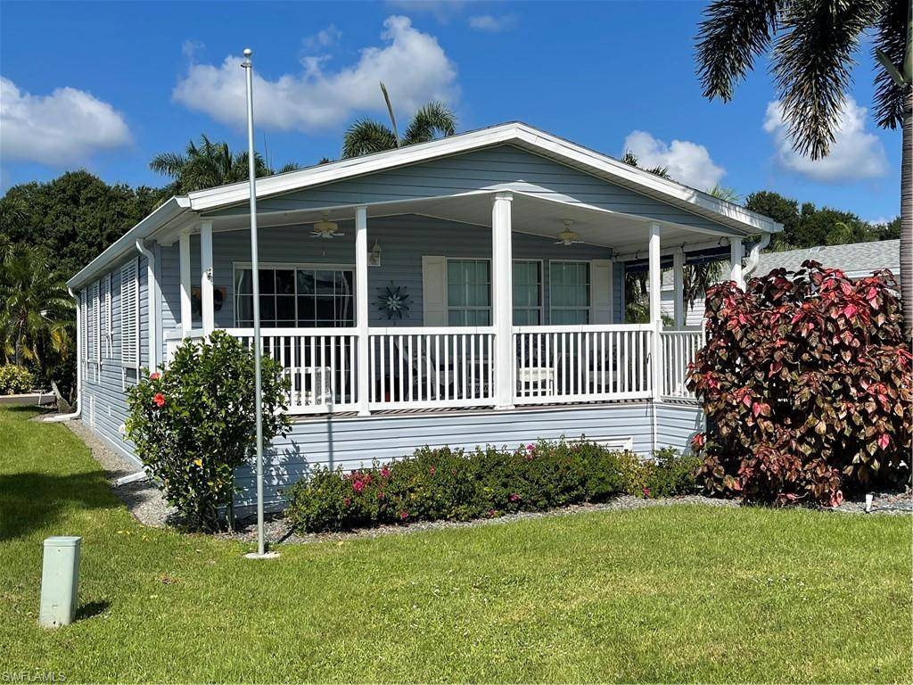 10046 PARKWOOD DR, Fort Myers, FL 33905