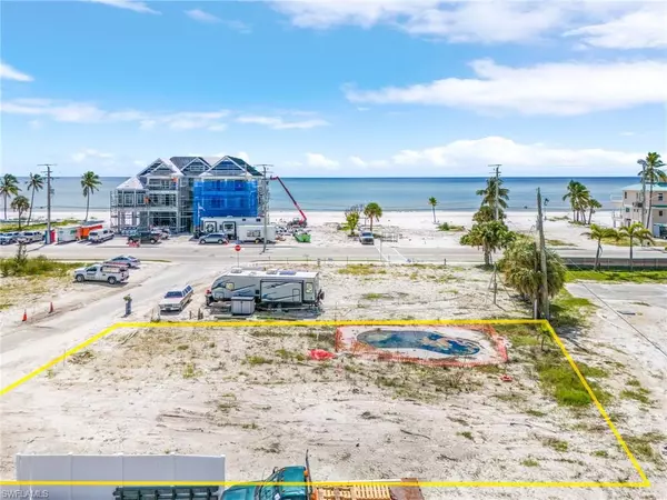 Fort Myers Beach, FL 33931,101-103 Andre Mar DR