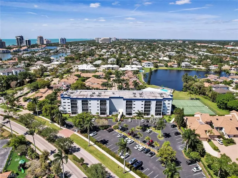 555 Park Shore DR #B-407, Naples, FL 34103