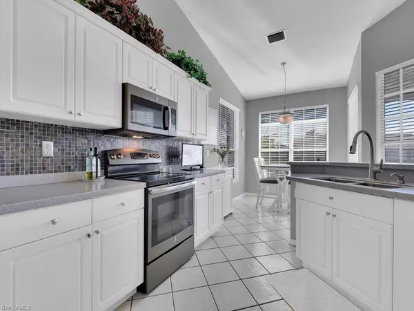 Fort Myers, FL 33919,15140 Royal Windsor LN #1504