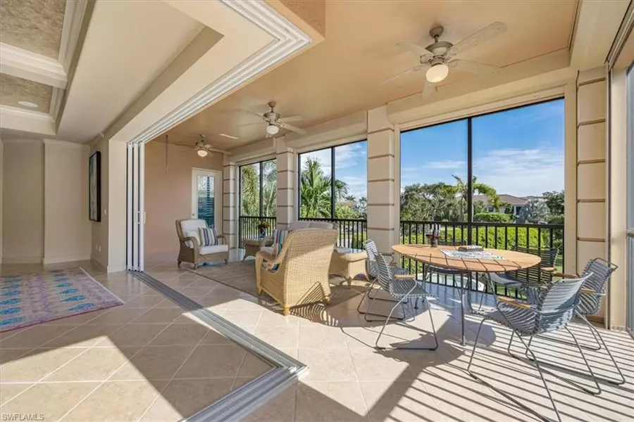 501 Avellino Isles CIR #39202, Naples, FL 34119