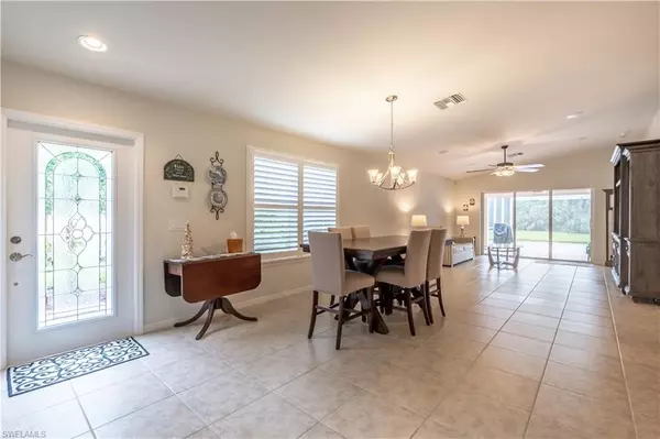 Naples, FL 34114,8418 Karina CT