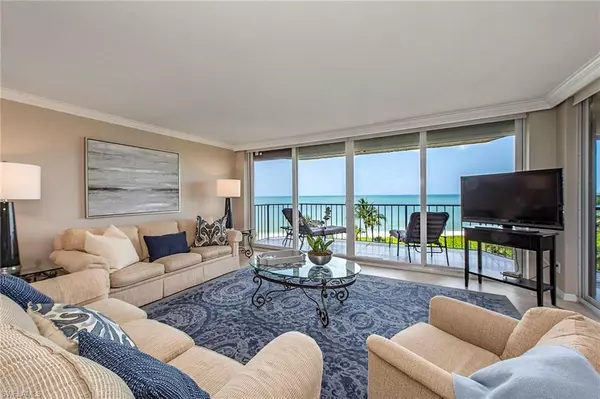 10701 Gulf Shore DR #502, Naples, FL 34108