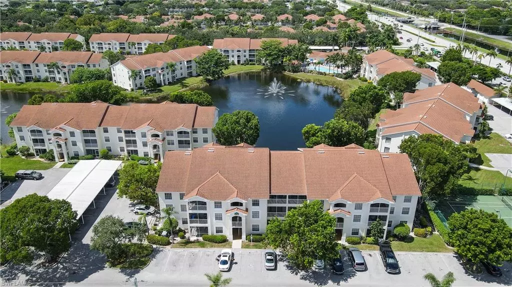 4700 Saint Croix LN #316, Naples, FL 34109