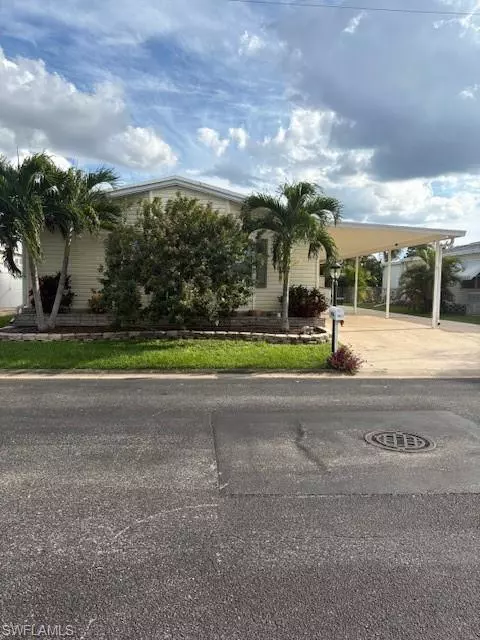 North Fort Myers, FL 33917,5506 Melli LN