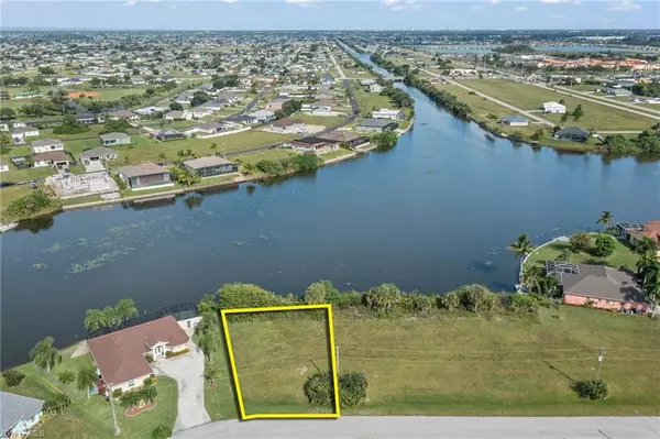 Cape Coral, FL 33993,911 NW 19th PL