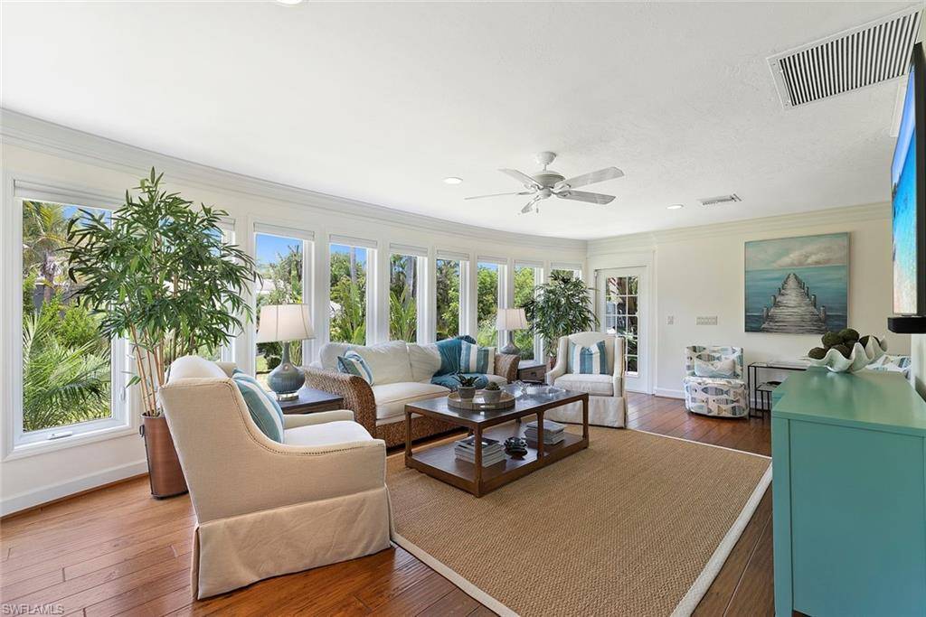Naples, FL 34102,2700 Treasure LN
