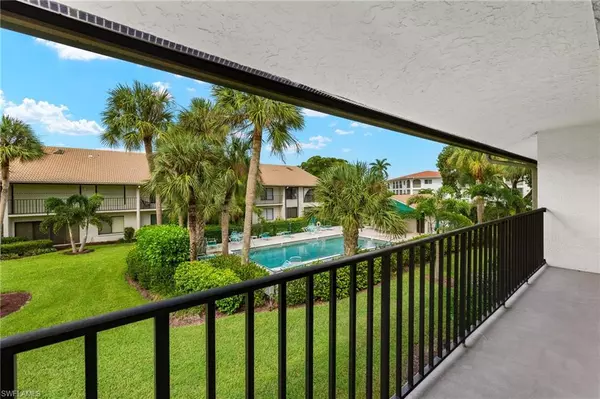 3360 10th ST N #1208, Naples, FL 34103