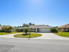 262 Torrey Pines PT, Naples, FL 34113