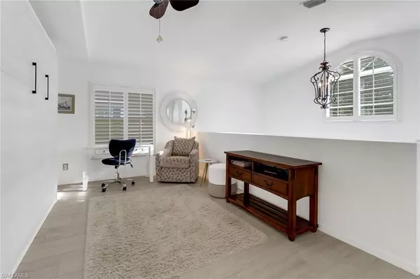 Naples, FL 34108,7074 Barrington CIR #202