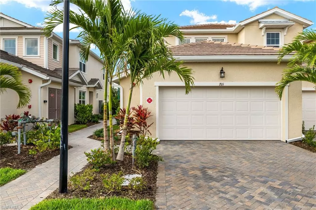 Naples, FL 34112,4646 Arboretum CIR #201