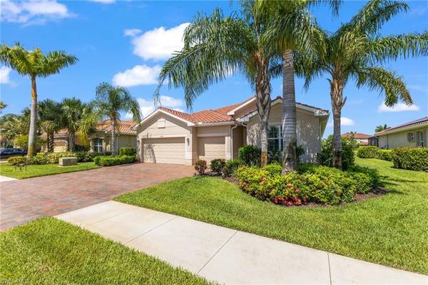 2255 Vermont LN, Naples, FL 34120