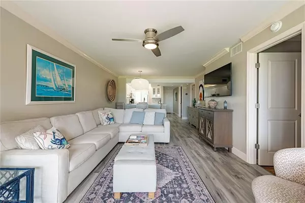 Marco Island, FL 34145,750 W Elkcam CIR #315