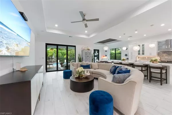Naples, FL 34110,230 Legacy CT