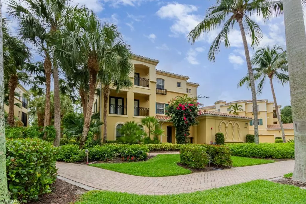 Naples, FL 34109,2859 Tiburon BLVD E #101