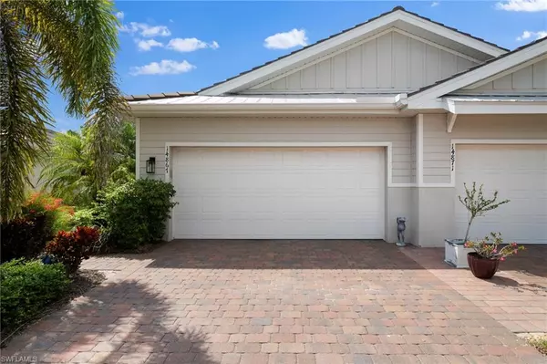 Naples, FL 34114,14867 Edgewater CIR