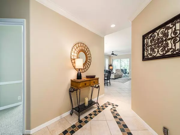 Naples, FL 34120,8217 Parkstone PL #1-301