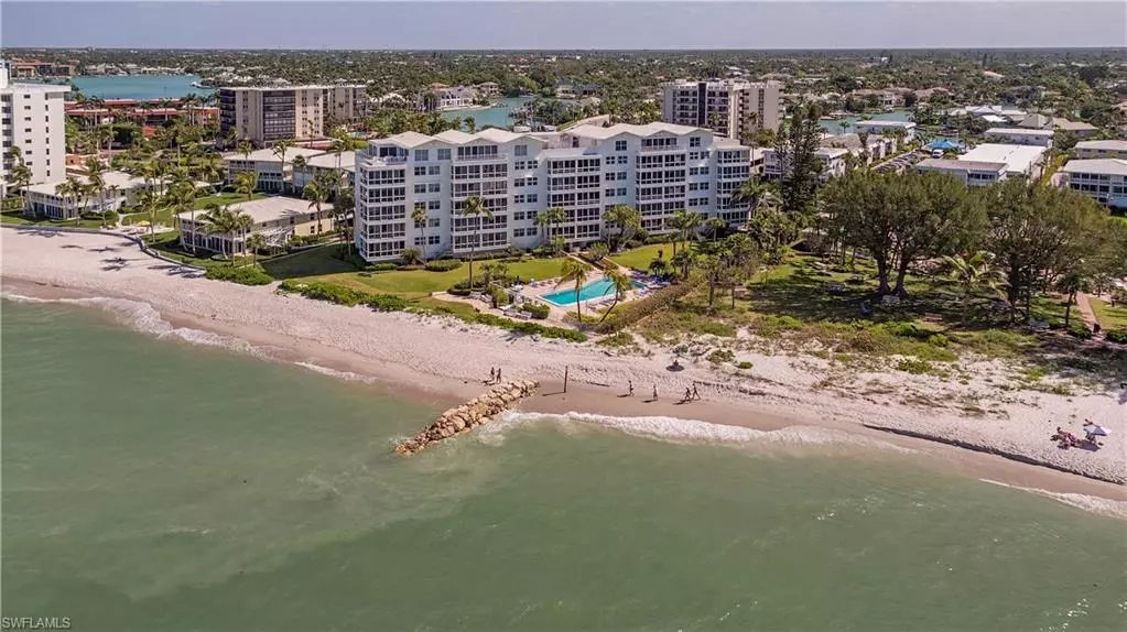 2121 Gulf Shore BLVD N #504, Naples, FL 34102