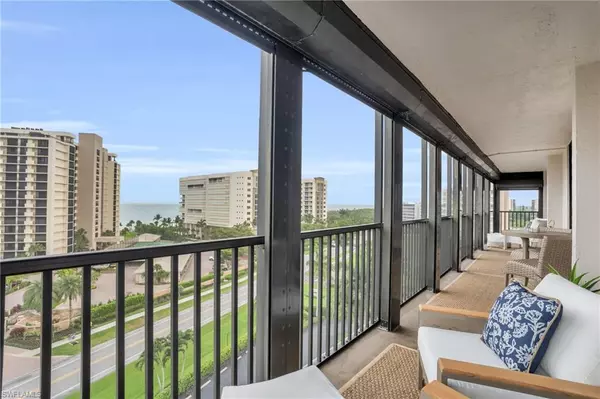 Naples, FL 34108,11030 Gulf Shore DR #704