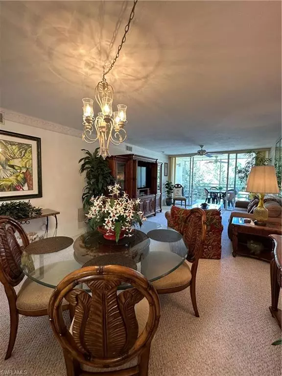 Naples, FL 34110,15191 Cedarwood LN #2302