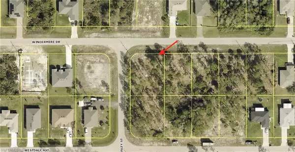 471 Windermere DR, Lehigh Acres, FL 33972