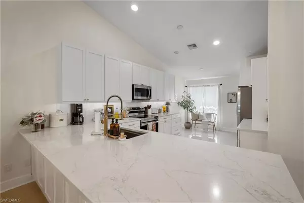 Naples, FL 34119,8163 Ibis Cove CIR