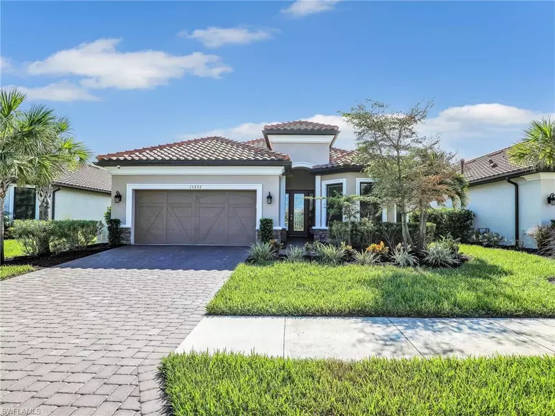 15232 Turin DR, Naples, FL 34114