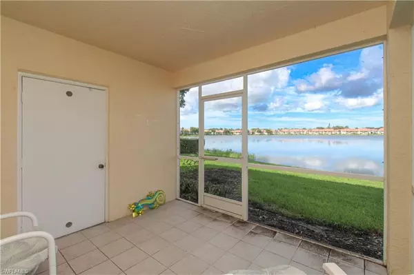 Naples, FL 34109,7794 Emerald CIR #A-102