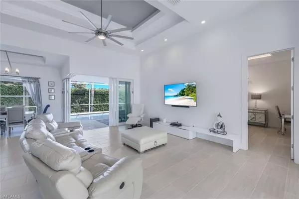 Marco Island, FL 34145,483 Hartley ST