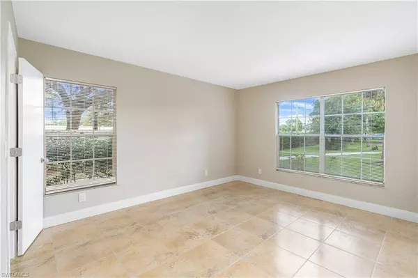 Naples, FL 34104,108 Santa Clara DR #12