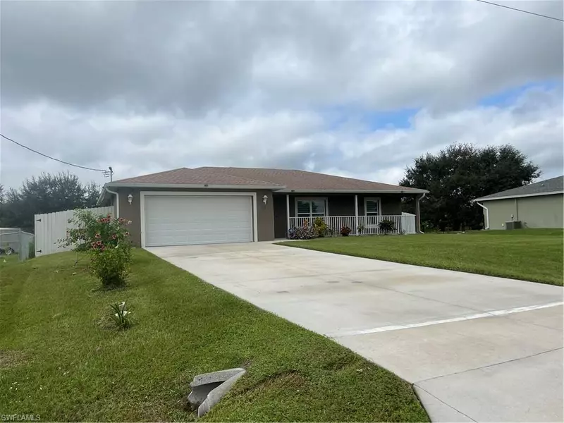 3023 Iris CIR, Labelle, FL 33935