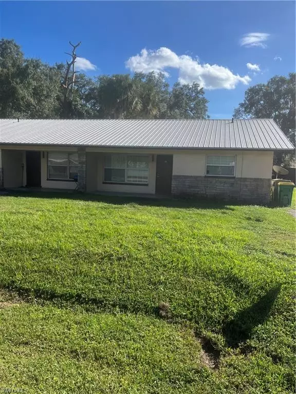 345 3rd AVE, Labelle, FL 33935