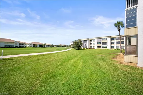 Fort Myers, FL 33907,1624 Pine Valley DR #115