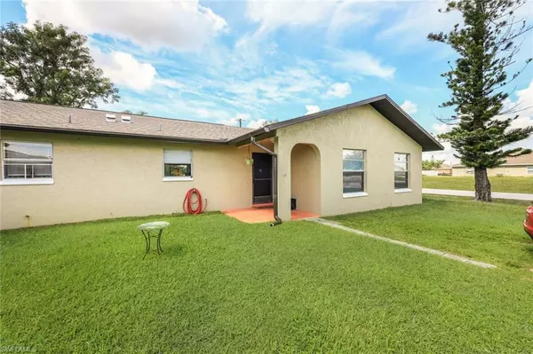 Cape Coral, FL 33991,602 SW 3rd CT