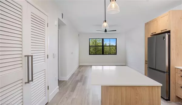 Estero, FL 33928,22980 Vista Edera CIR #2-309
