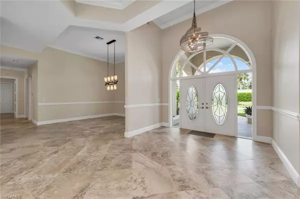 Naples, FL 34105,122 Edgemere WAY S